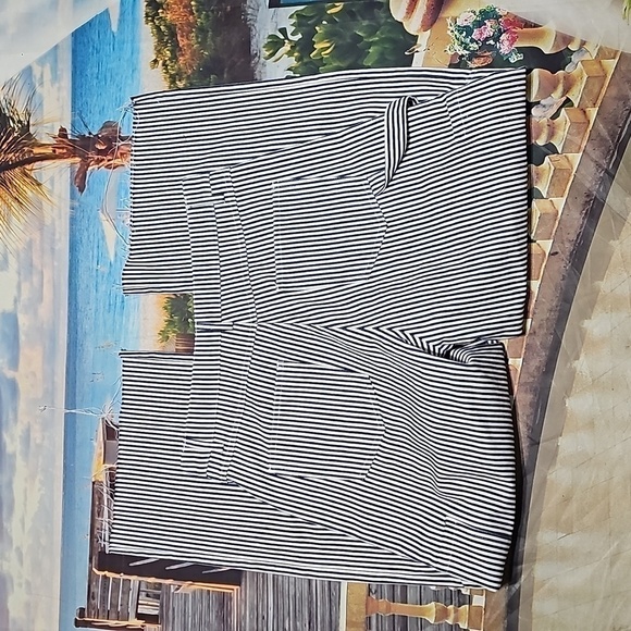 Lioness High Waisted Raw‎ Hem Pinstripe Wide Leg Jeans Size Small - Picture 9 of 11